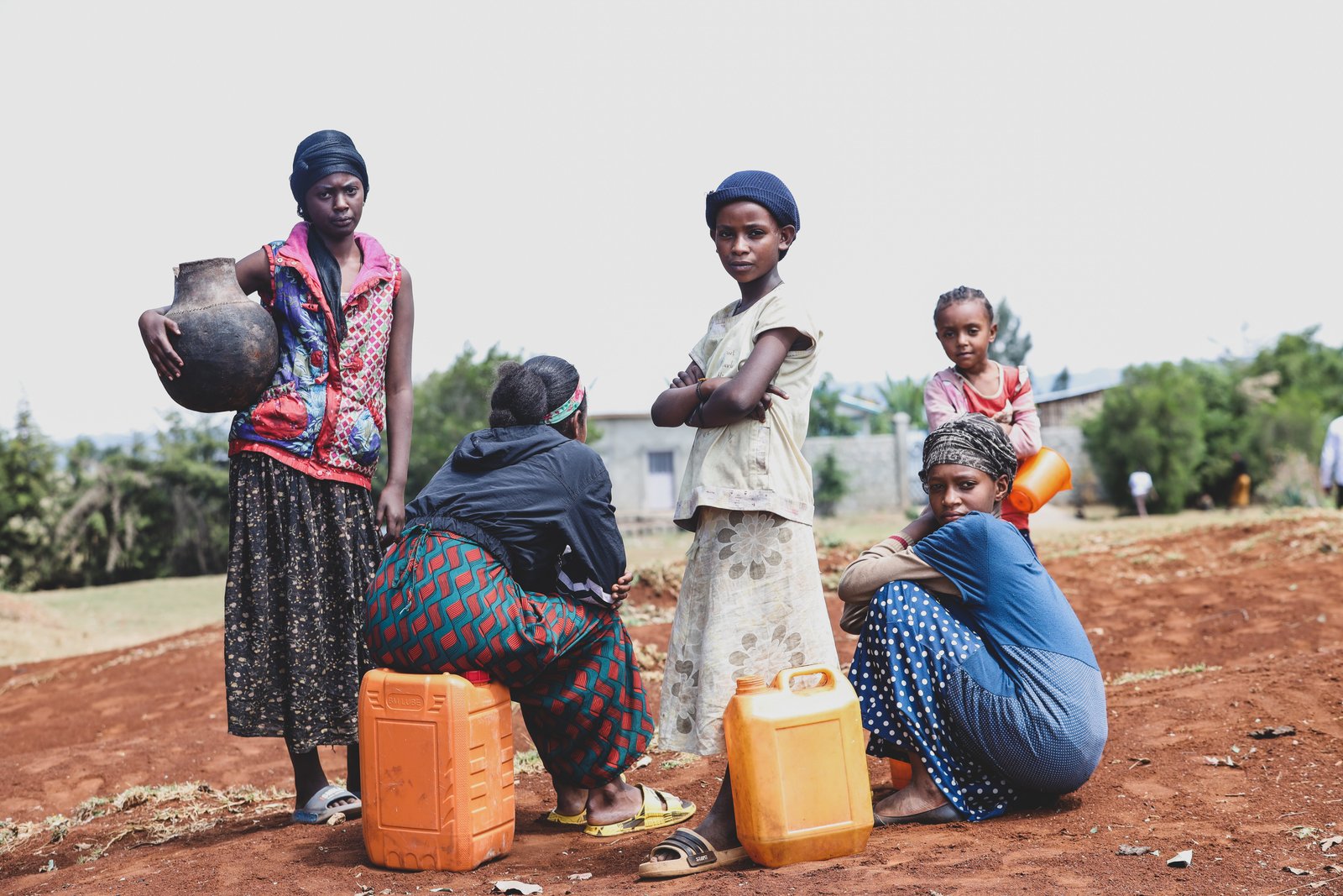 Community collecting water in Ezha Woreda