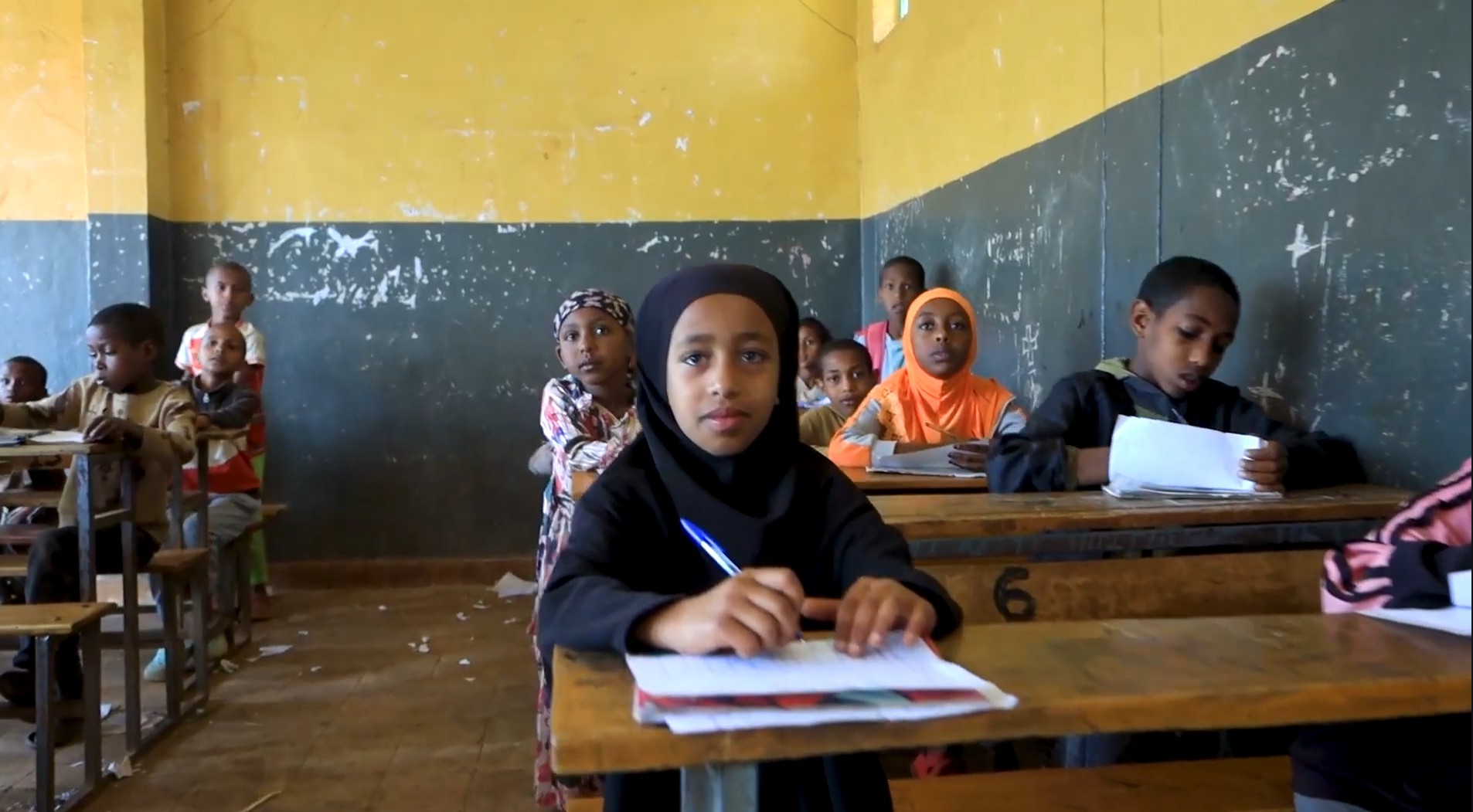 Students in an Ezha Woreda classroom